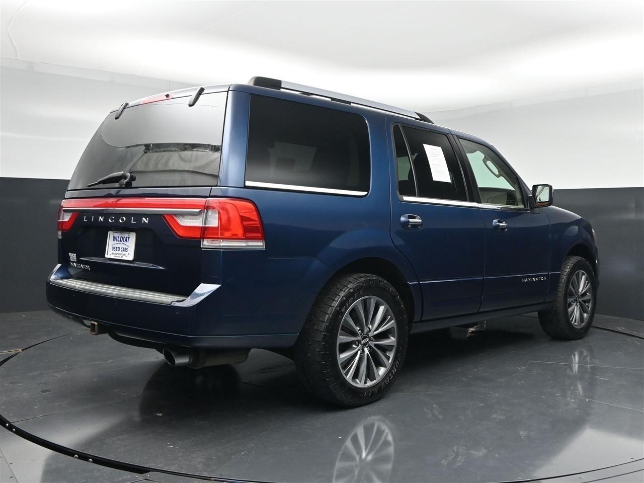 Lincoln Navigator Select 4WD 2017