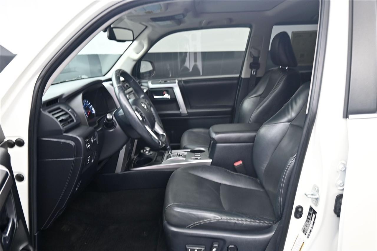 Toyota 4Runner Trail 4WD 2016