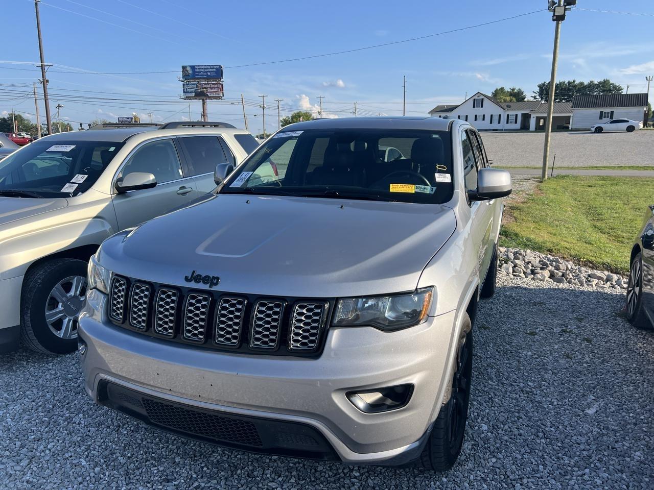 2020 Jeep Grand Cherokee Laredo 4WD