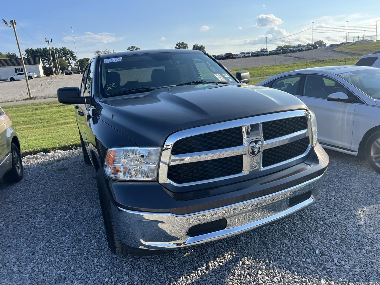 2021 RAM 1500 Classic Tradesman Crew Cab SWB 4WD