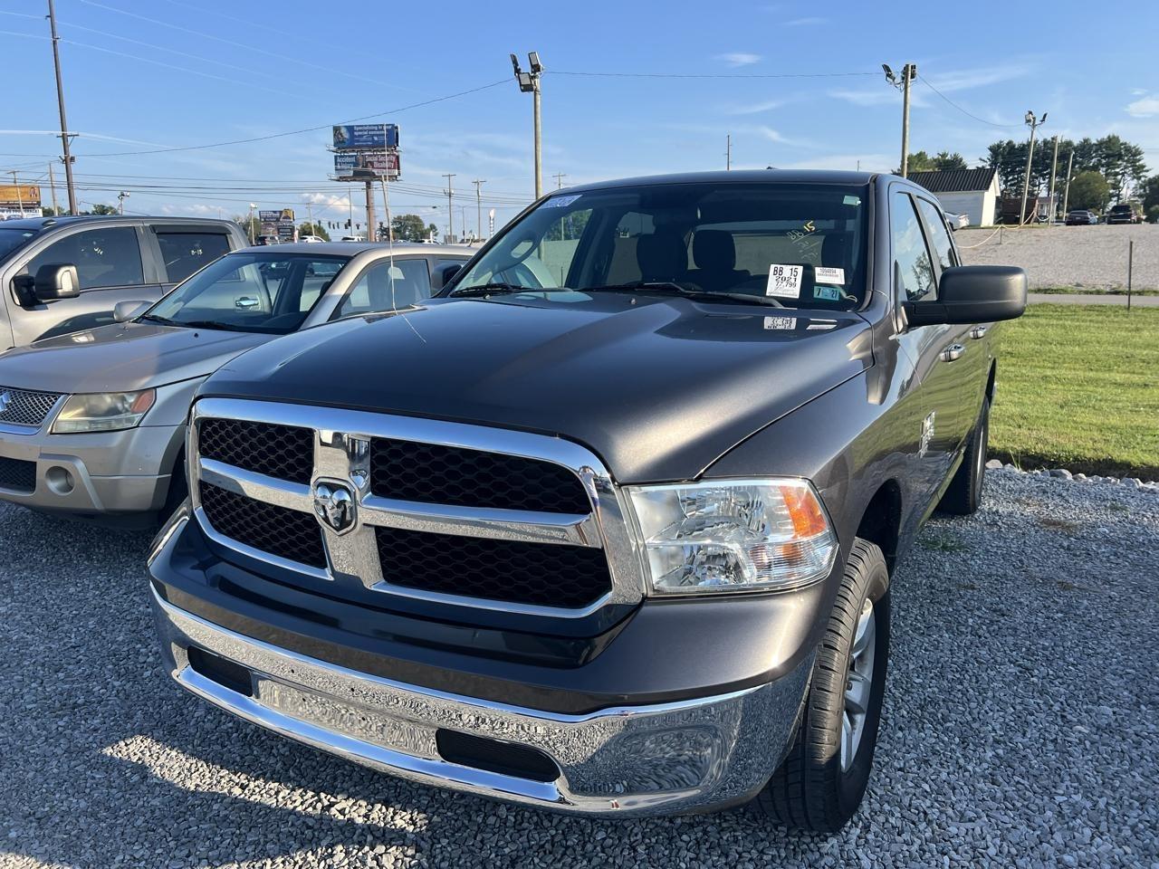 RAM 1500 Classic Tradesman Crew Cab SWB 4WD 2021