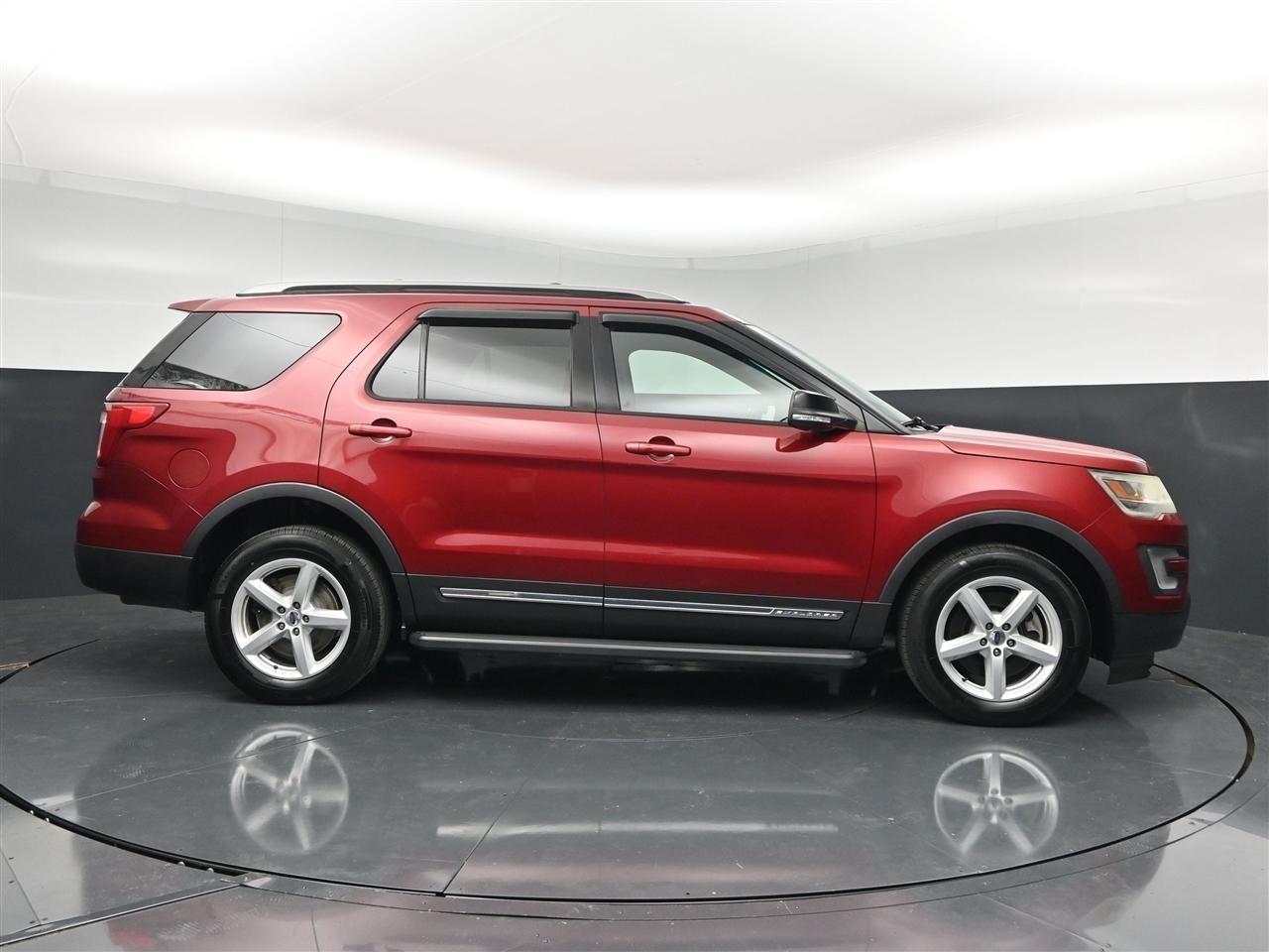 Ford Explorer XLT 4WD 2017