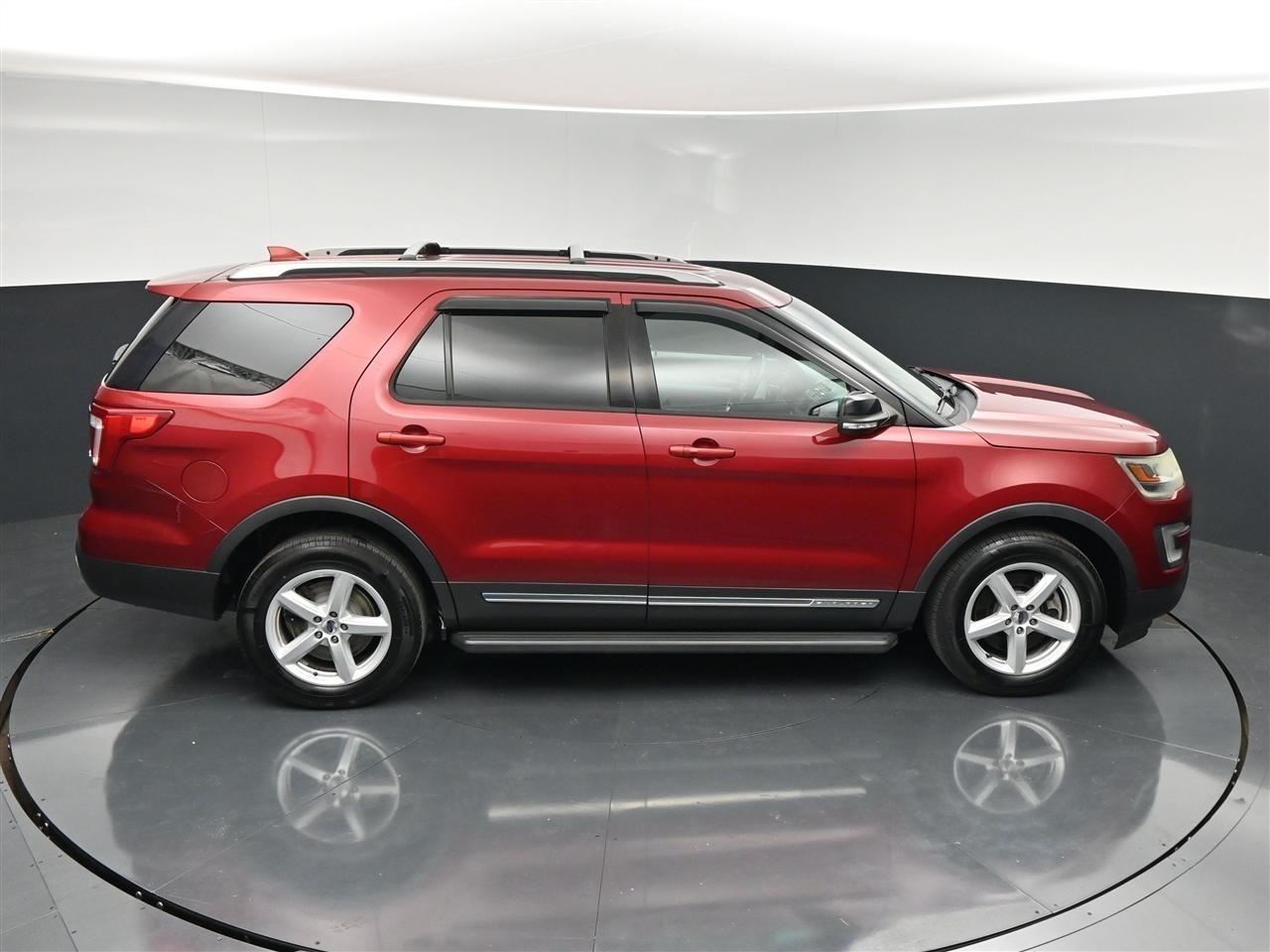 Ford Explorer XLT 4WD 2017