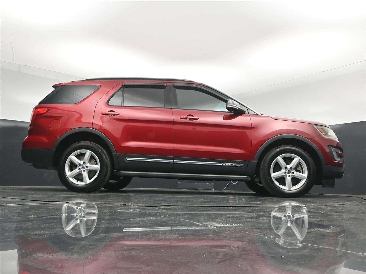 Ford Explorer XLT 4WD 2017