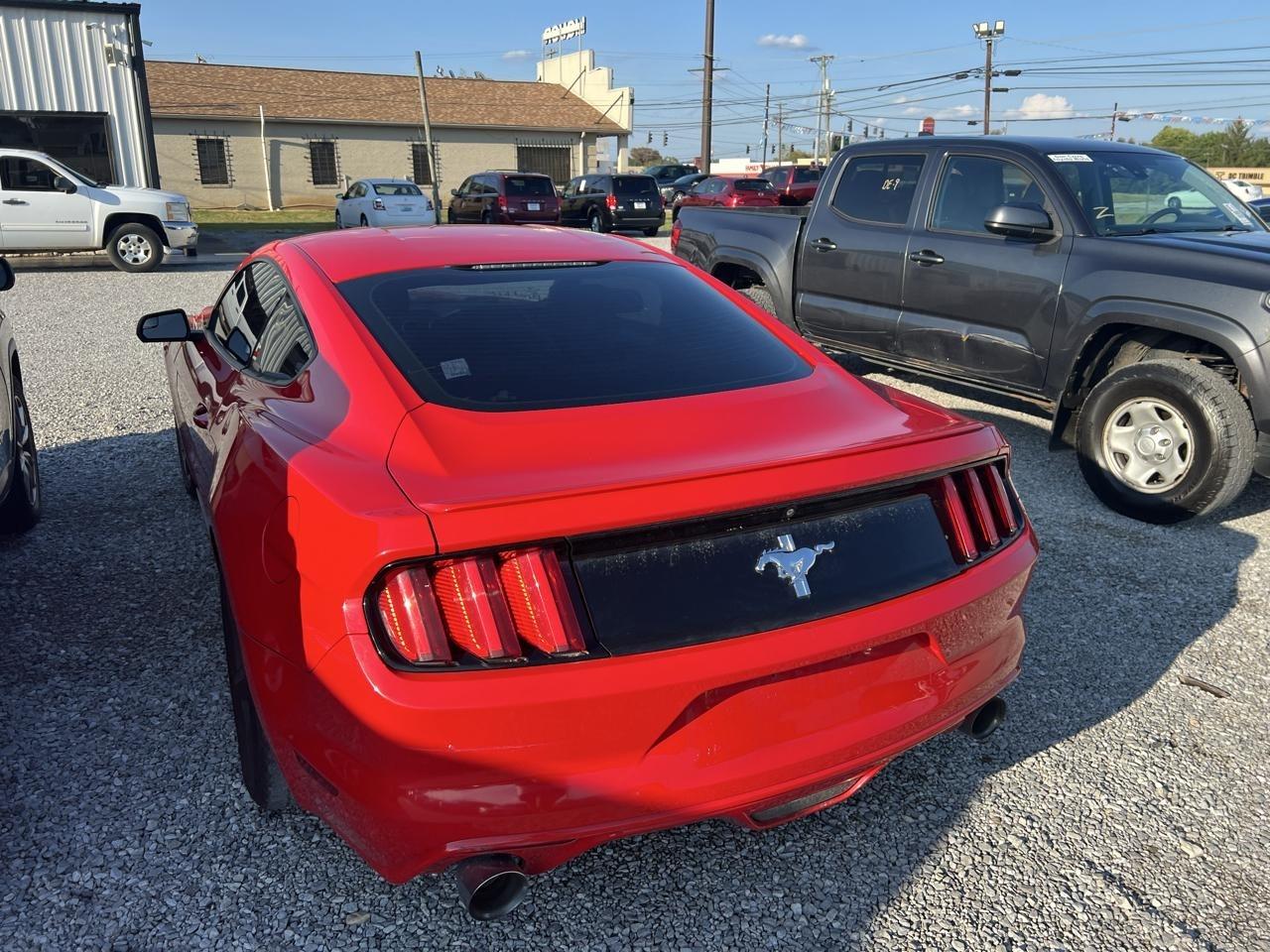 Ford Mustang V6 Coupe 2015