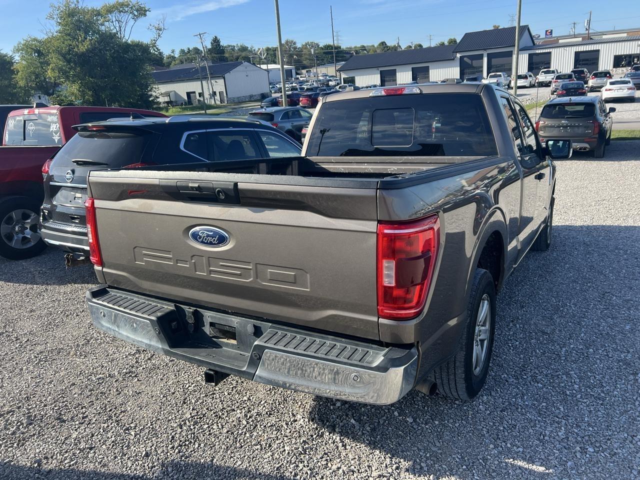 Ford F-150 XLT SuperCab 8-ft. 2WD 2021