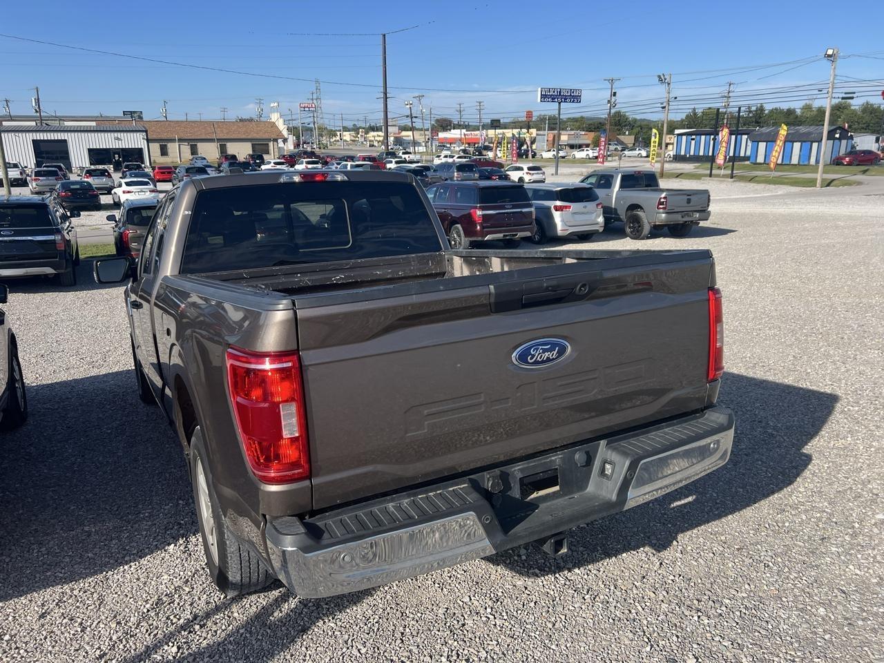 Ford F-150 XLT SuperCab 8-ft. 2WD 2021