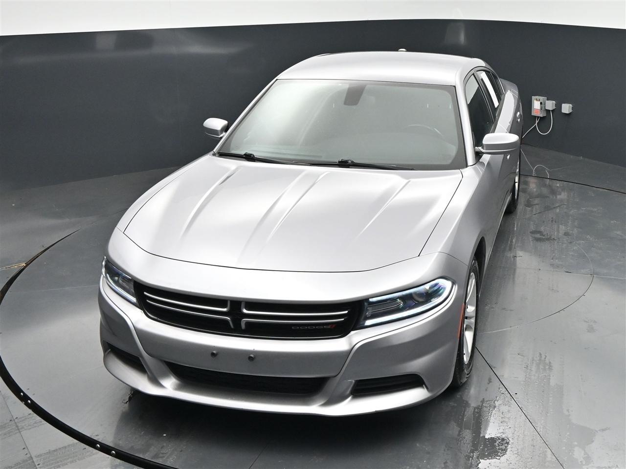 Dodge Charger SE 2016