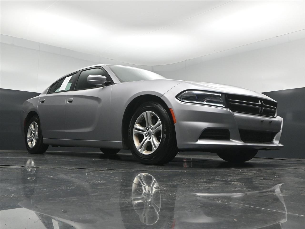Dodge Charger SE 2016