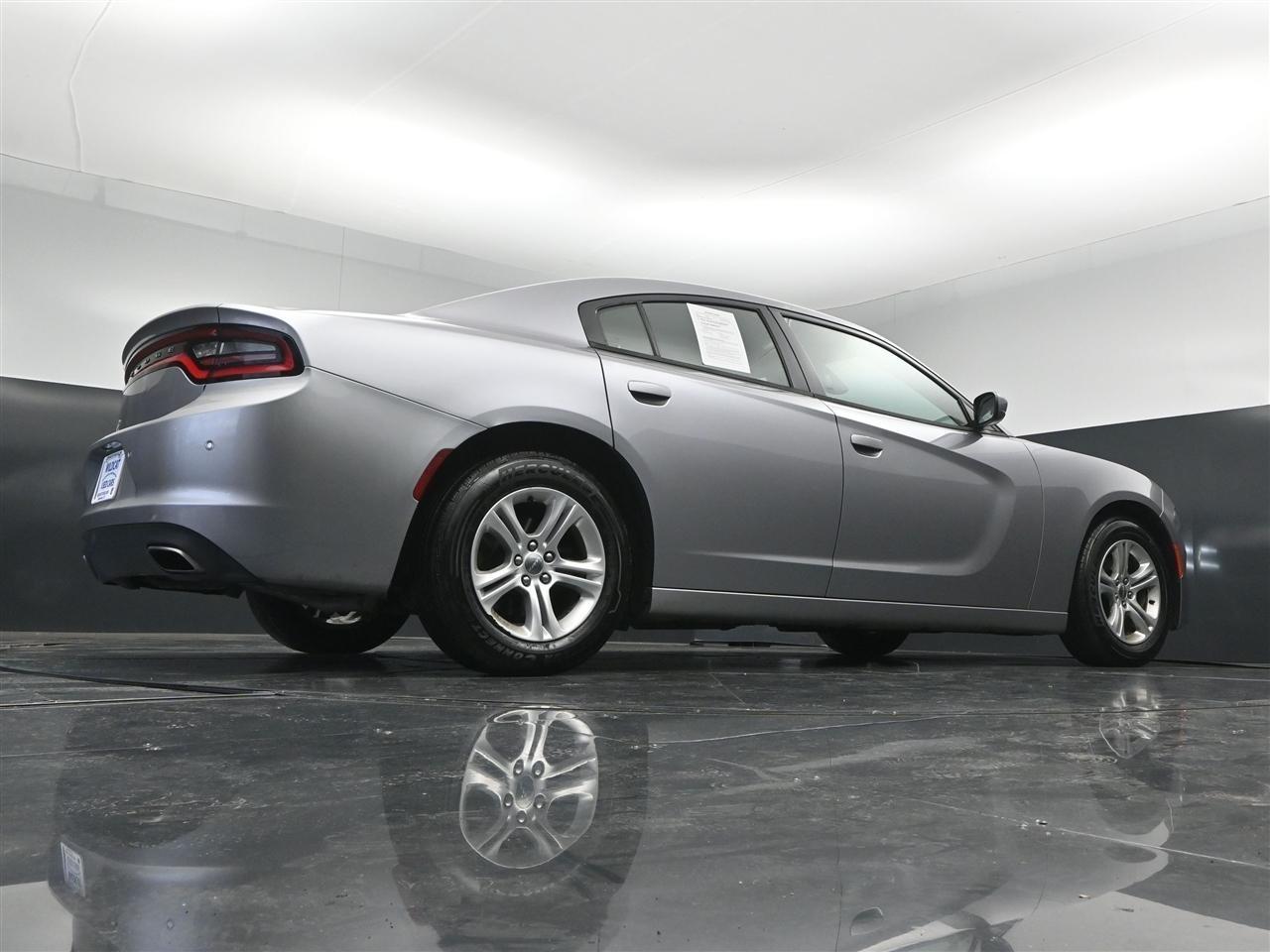 Dodge Charger SE 2016