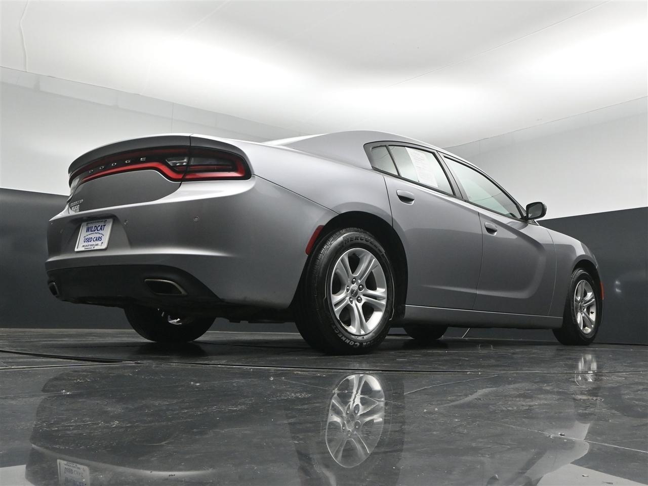 Dodge Charger SE 2016