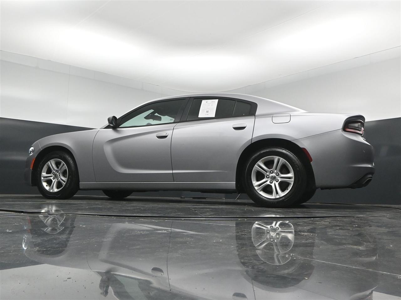 Dodge Charger SE 2016