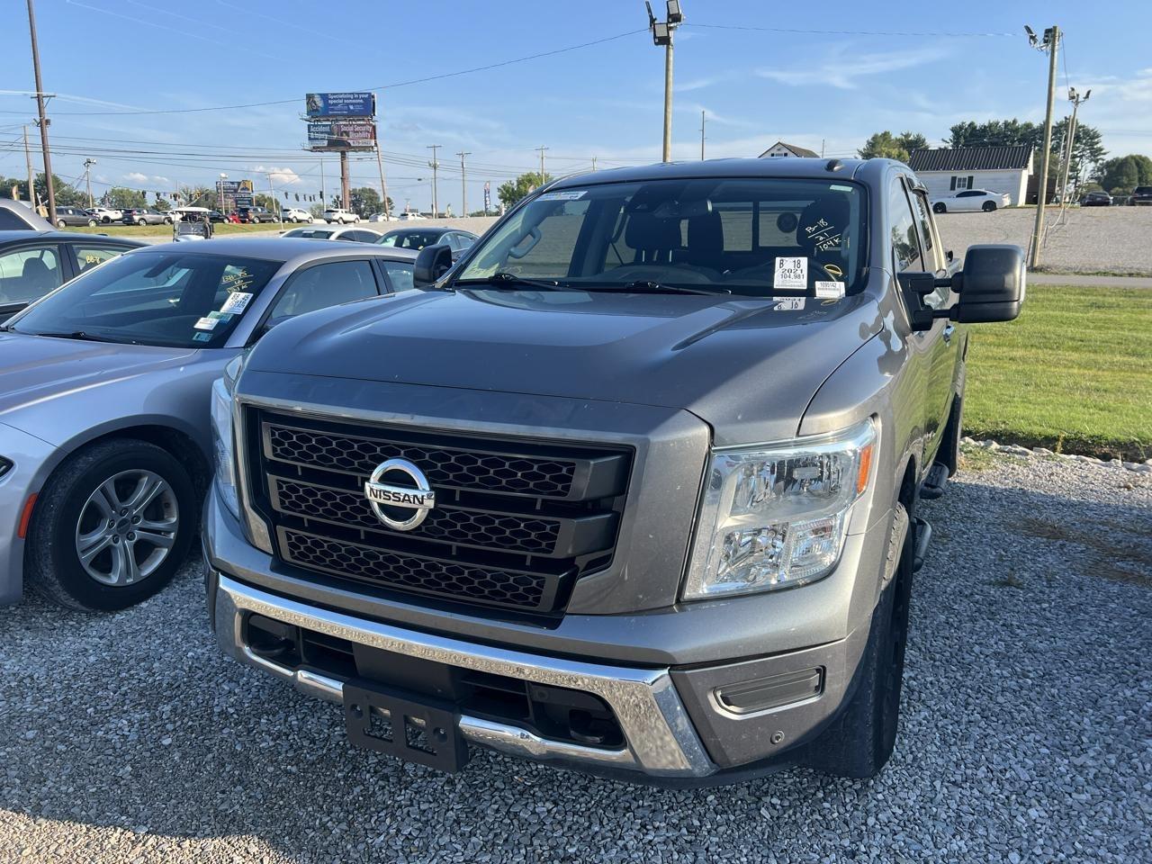 2021 Nissan Titan SV Crew Cab 4WD