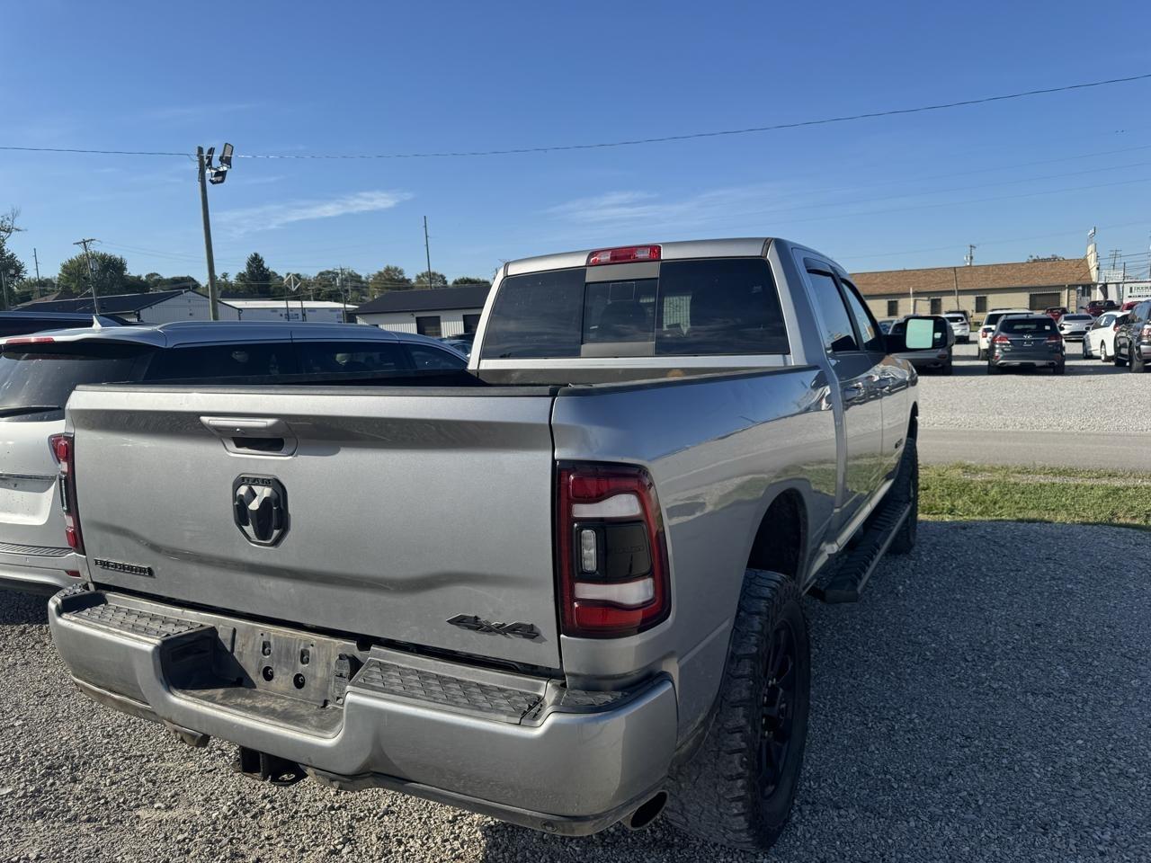 RAM 2500 Tradesman Crew Cab SWB 4WD 2022