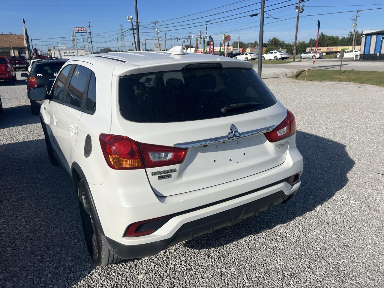 Mitsubishi Outlander Sport 2.0 ES 5M 2019