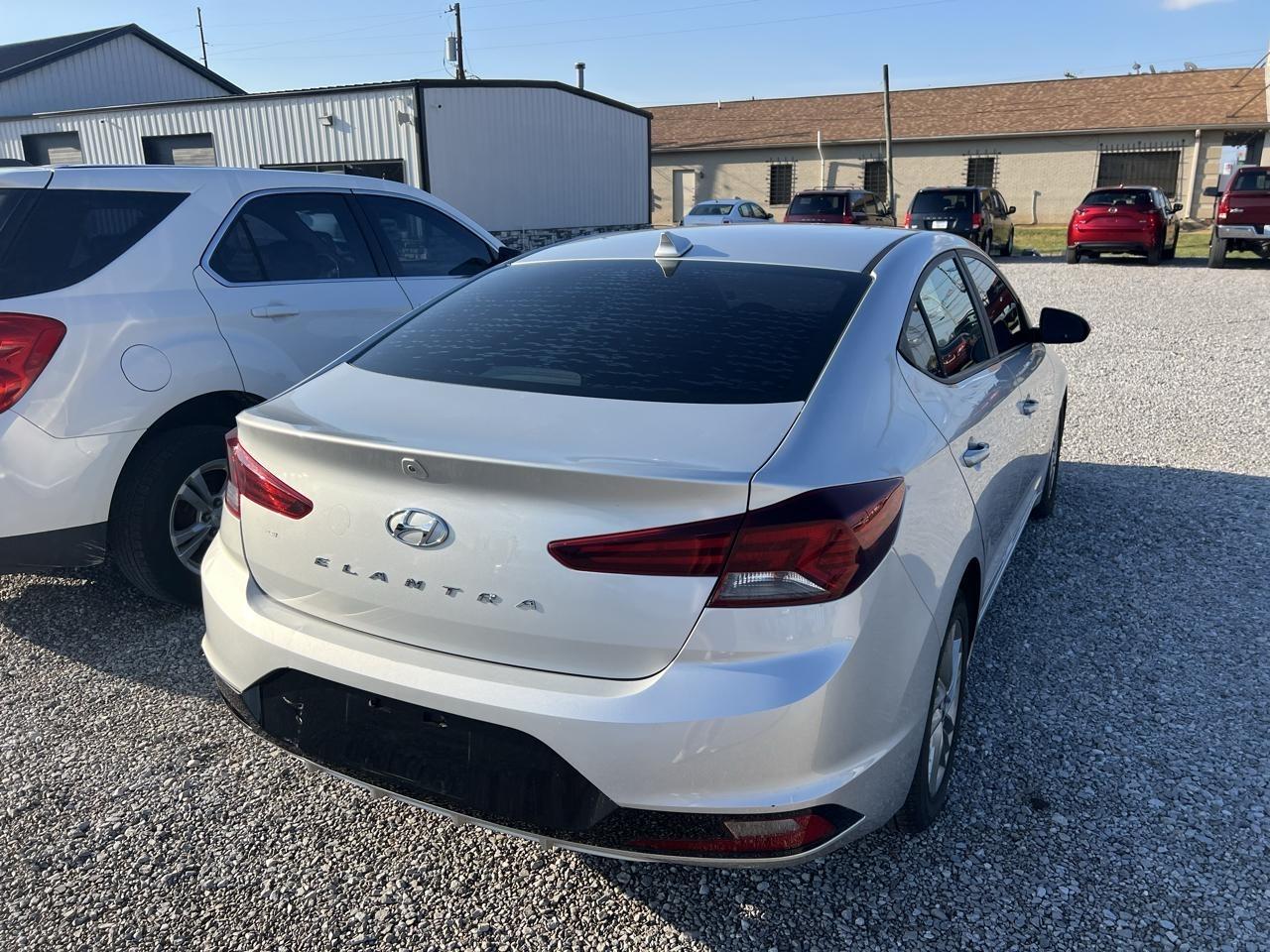 Hyundai Elantra Limited 2020