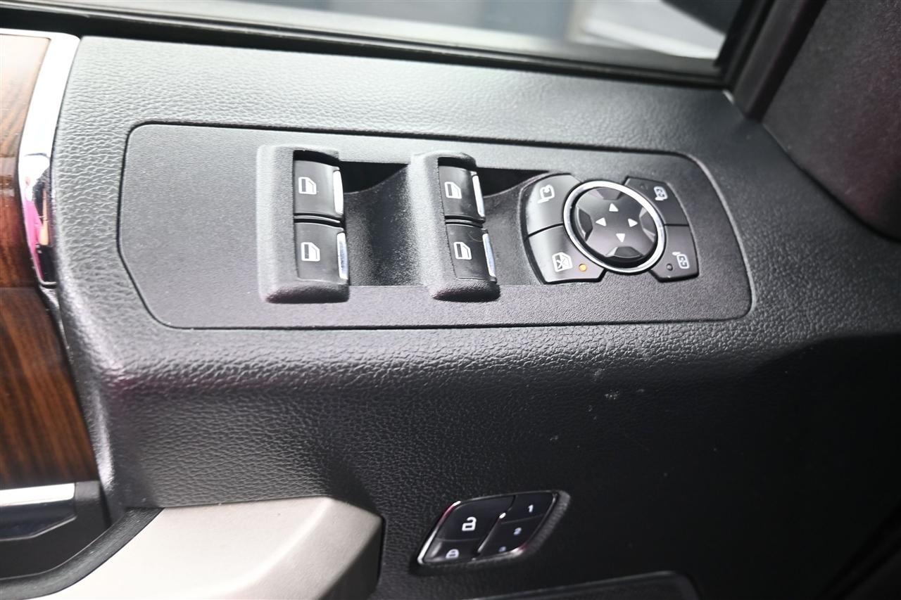 Ford F-150 Lariat SuperCrew 5.5-ft. Bed 4WD 2016