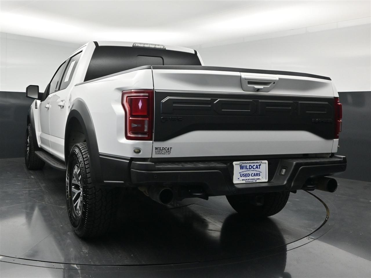 Ford F-150 Raptor SuperCrew 4WD 2018