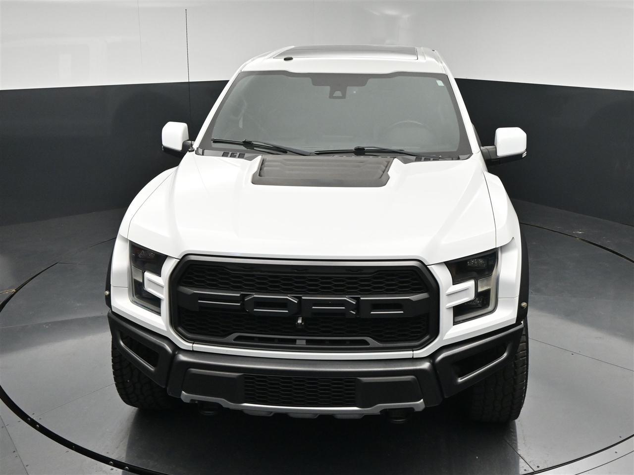 Ford F-150 Raptor SuperCrew 4WD 2018