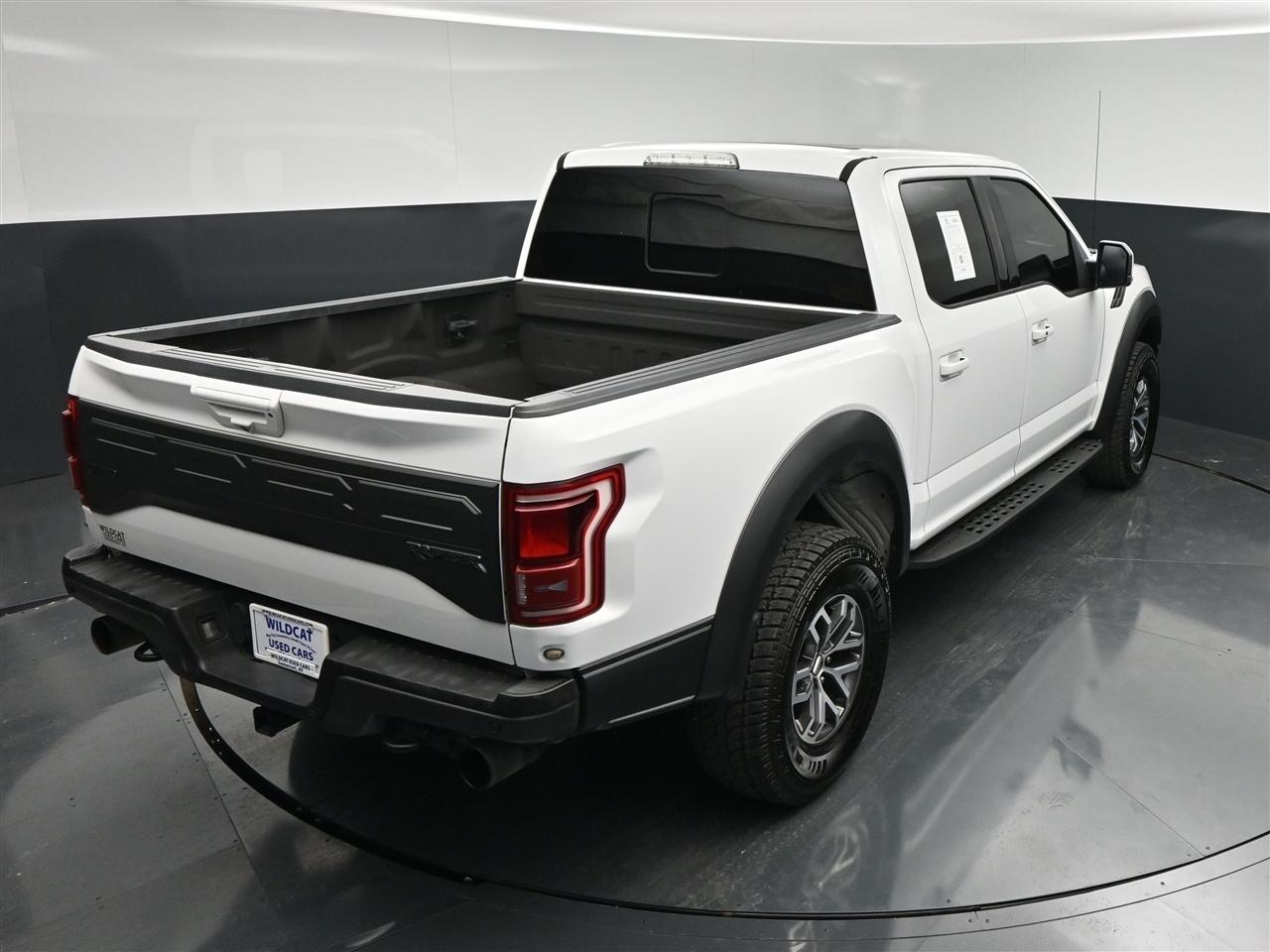Ford F-150 Raptor SuperCrew 4WD 2018