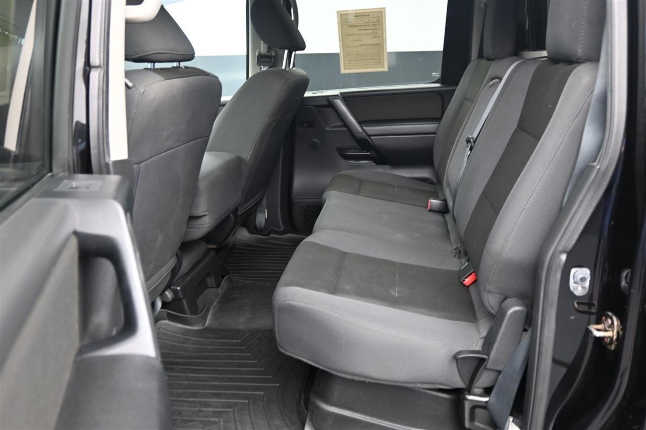 Nissan Titan S Crew Cab 4WD 2014