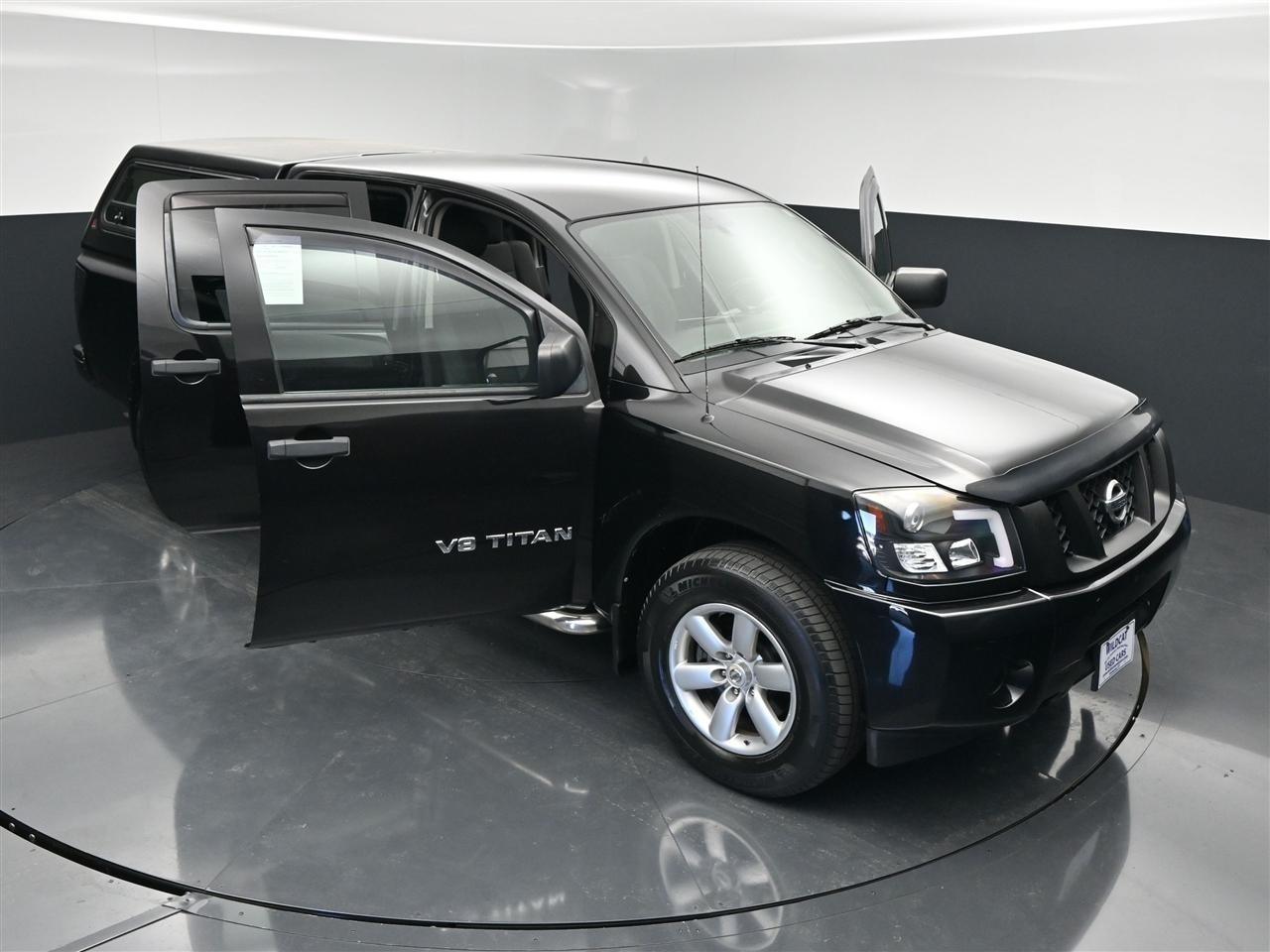 Nissan Titan S Crew Cab 4WD 2014