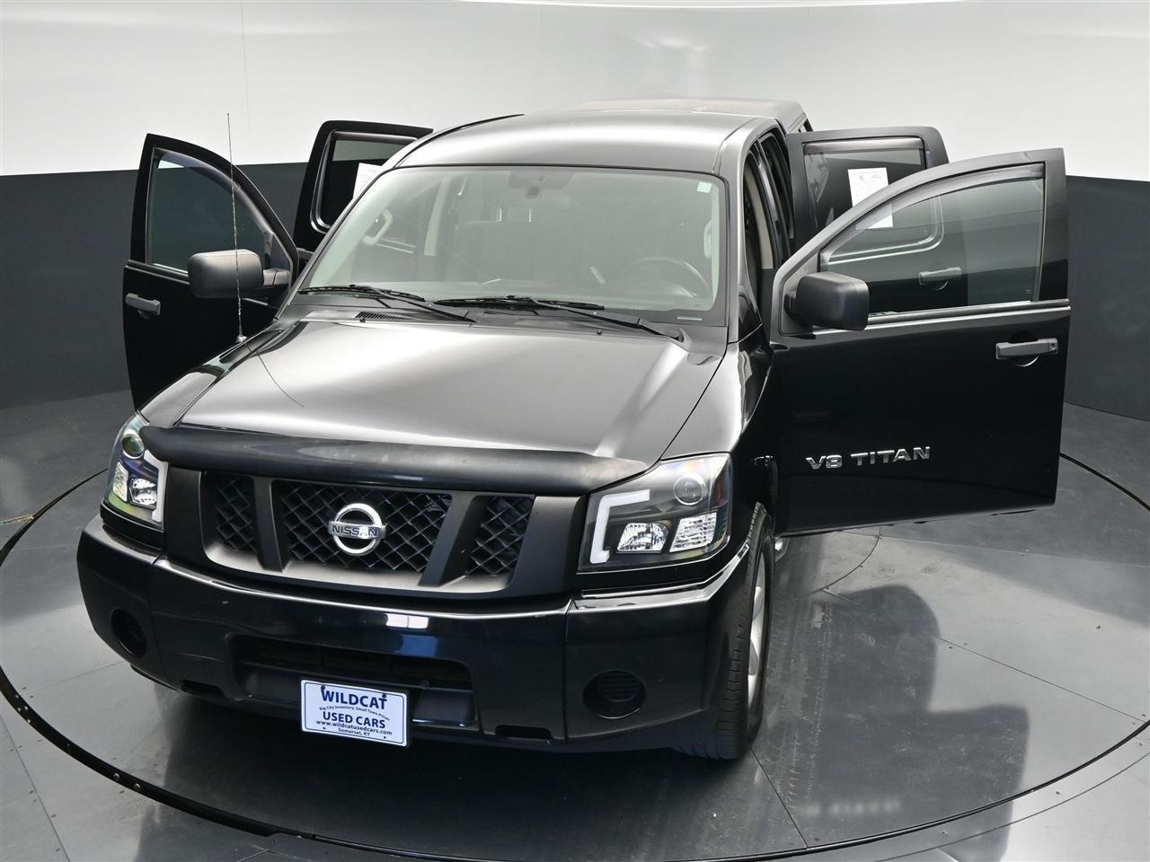 Nissan Titan S Crew Cab 4WD 2014