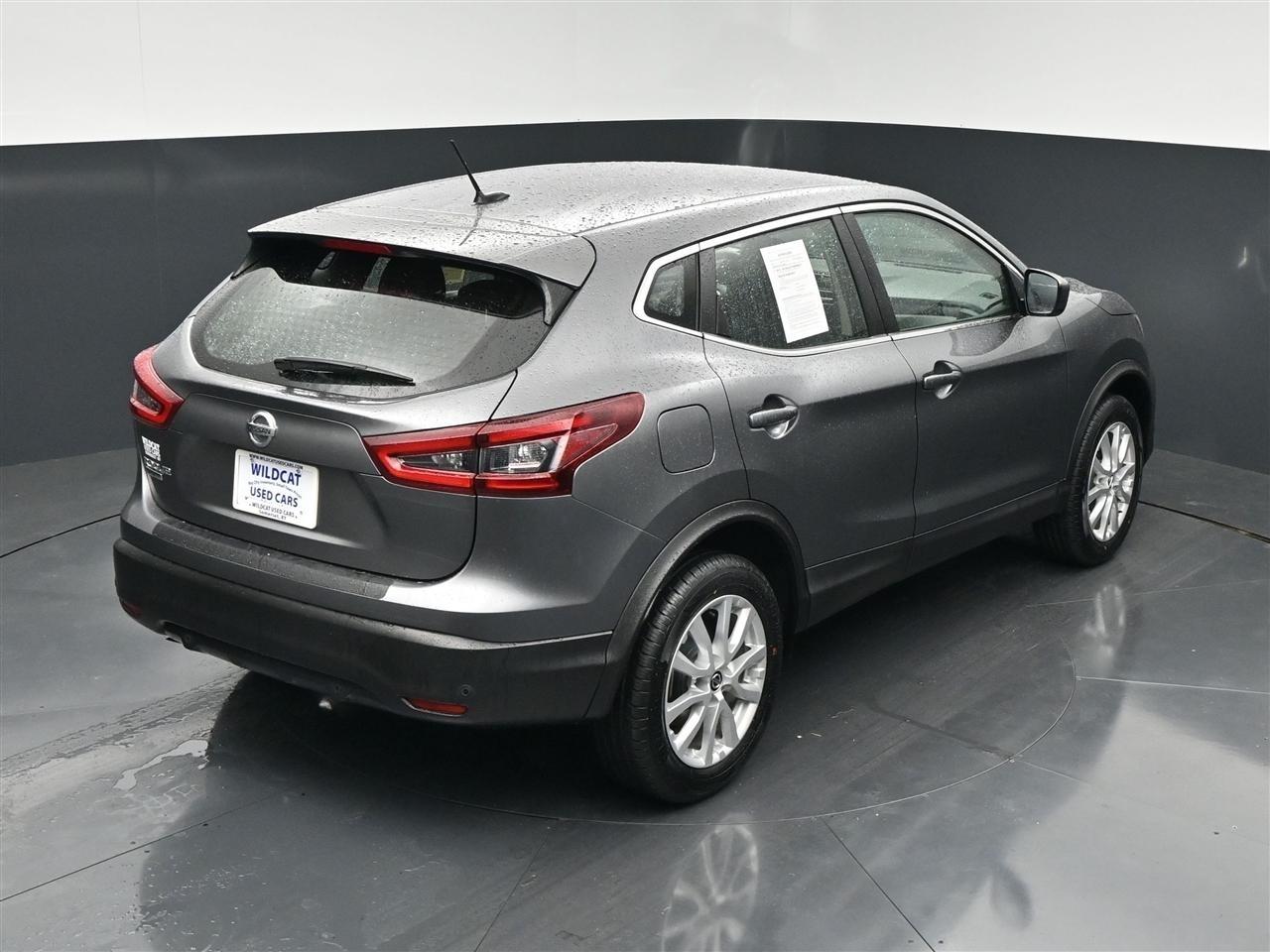 Nissan Rogue Sport S 2021