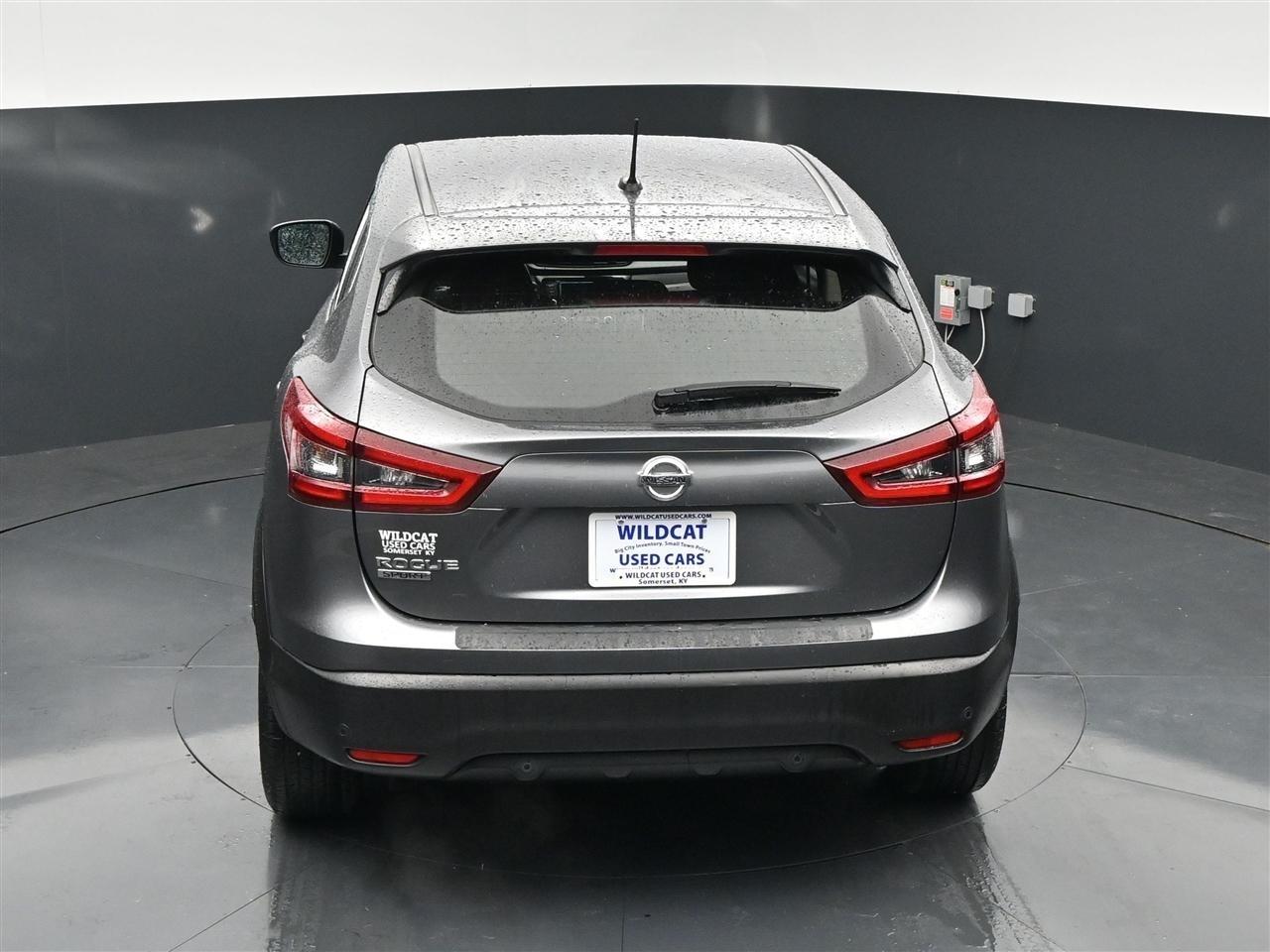 Nissan Rogue Sport S 2021