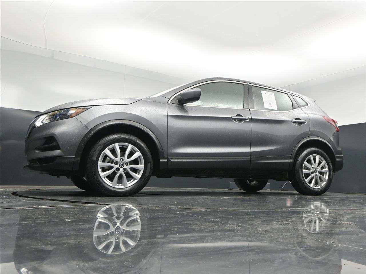 Nissan Rogue Sport S 2021