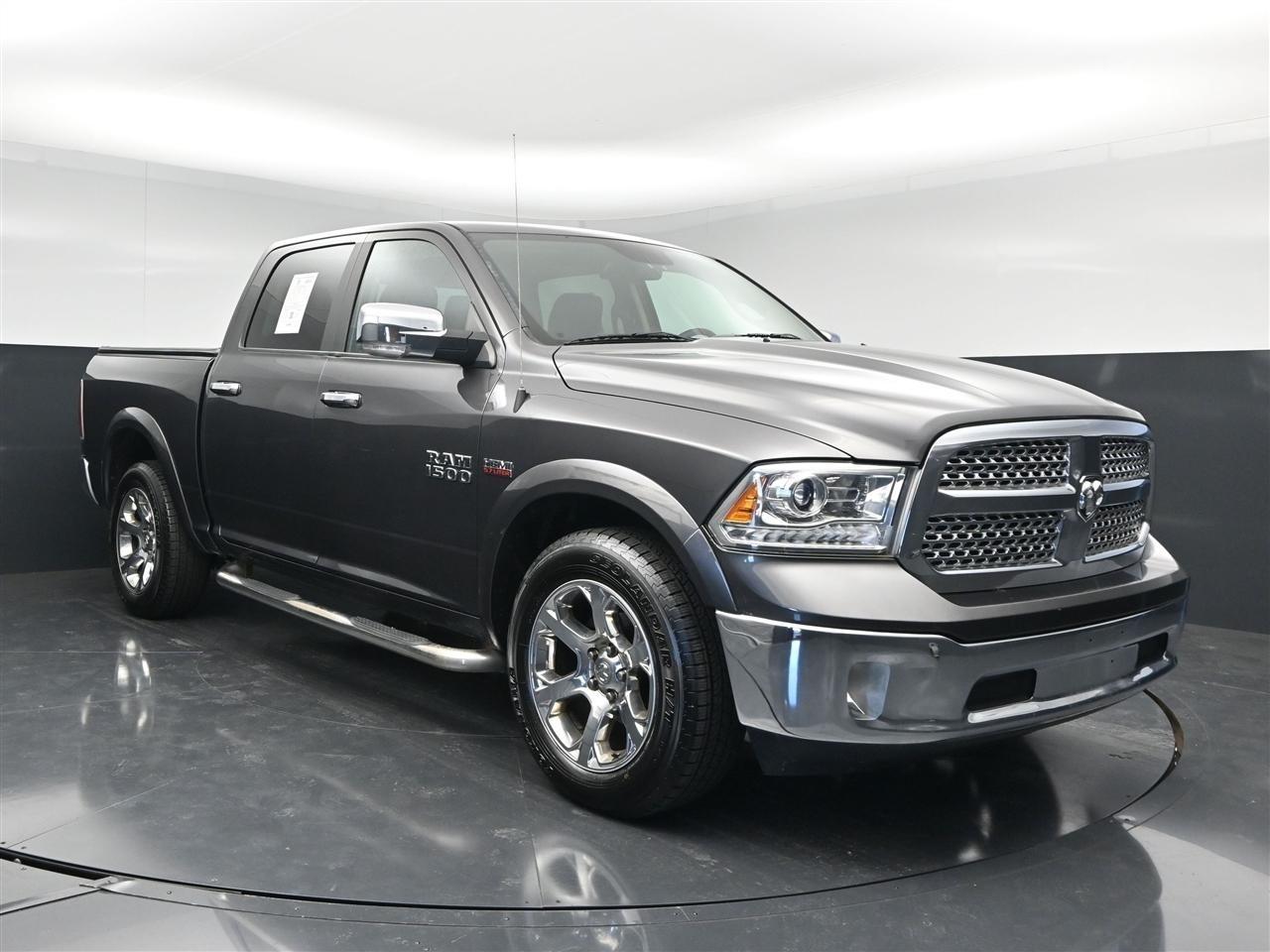 RAM 1500 Laramie Crew Cab SWB 4WD 2018