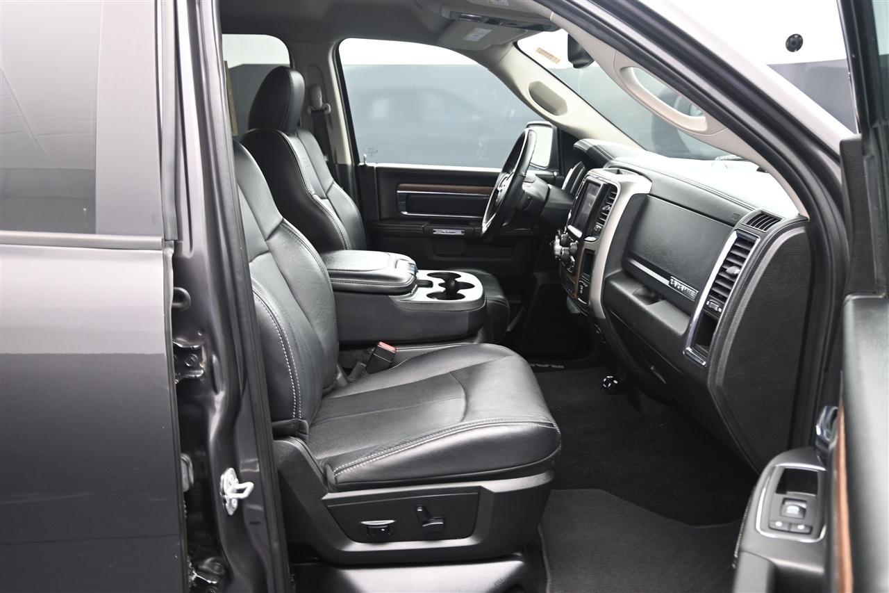 RAM 1500 Laramie Crew Cab SWB 4WD 2018