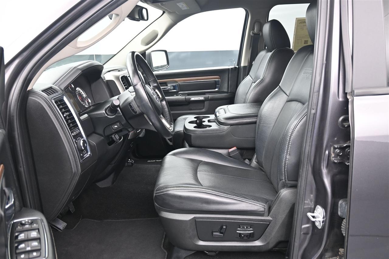 RAM 1500 Laramie Crew Cab SWB 4WD 2018