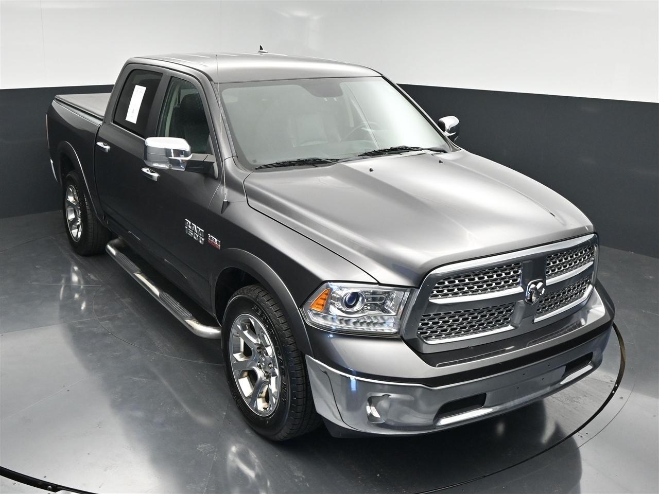 RAM 1500 Laramie Crew Cab SWB 4WD 2018