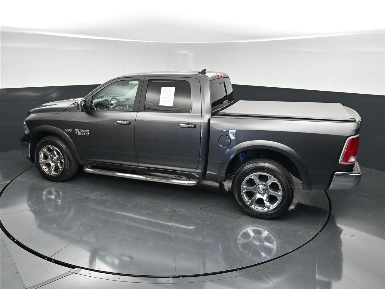RAM 1500 Laramie Crew Cab SWB 4WD 2018