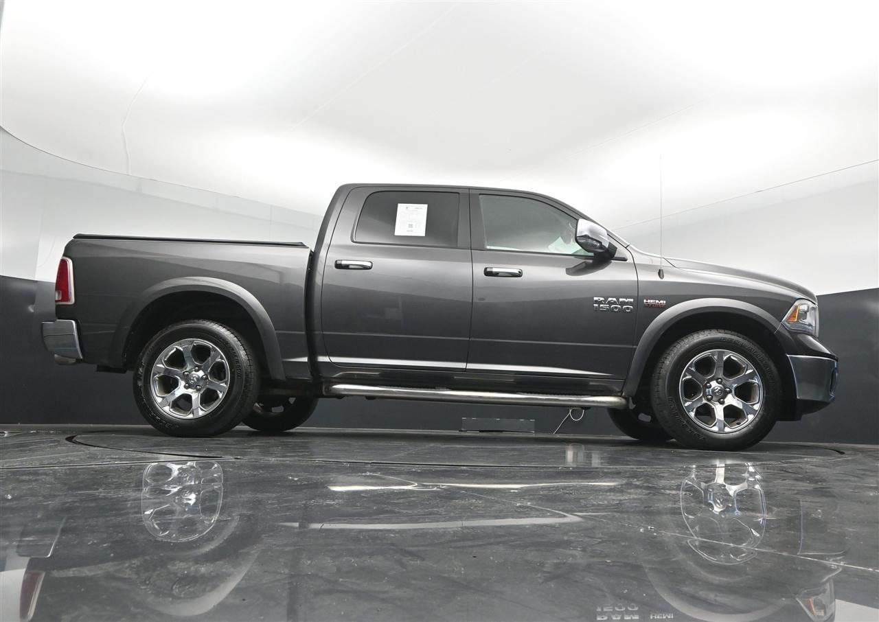 RAM 1500 Laramie Crew Cab SWB 4WD 2018