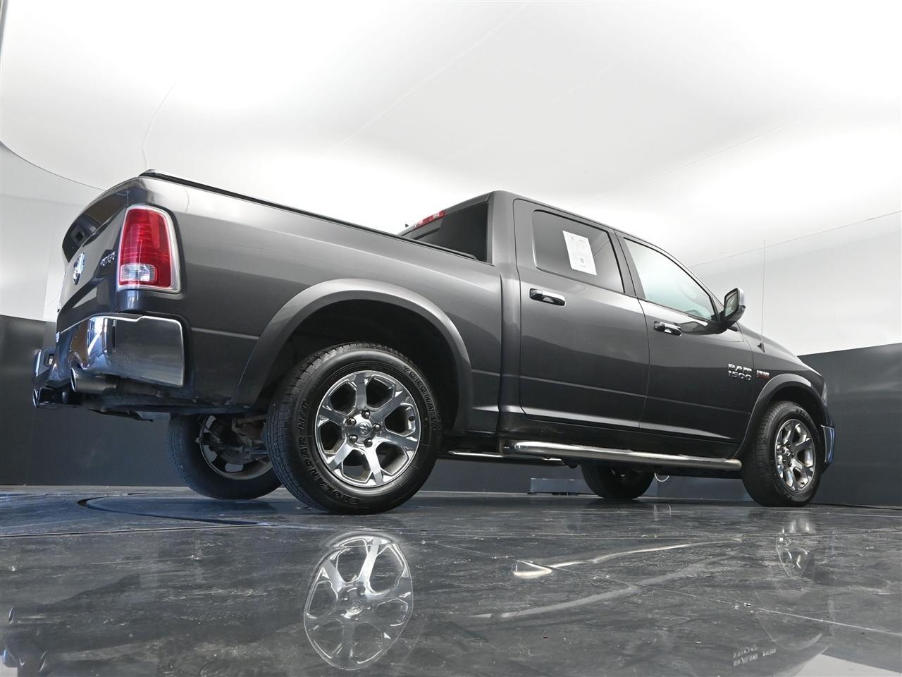 RAM 1500 Laramie Crew Cab SWB 4WD 2018