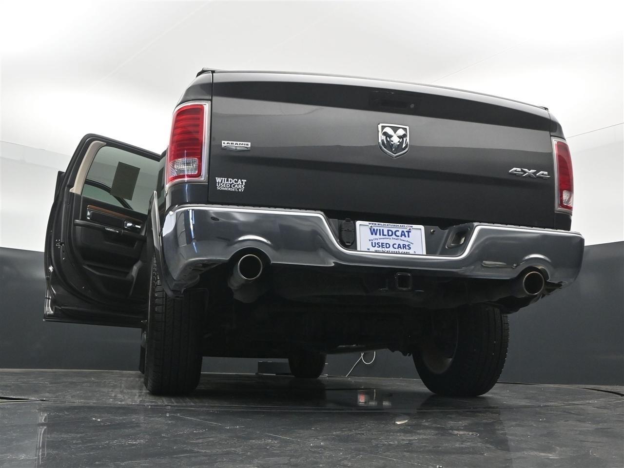 RAM 1500 Laramie Crew Cab SWB 4WD 2018