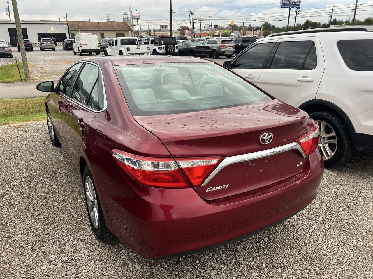 Toyota Camry LE 2017