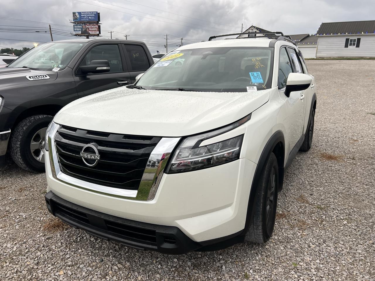 2022 Nissan Pathfinder SV 4WD
