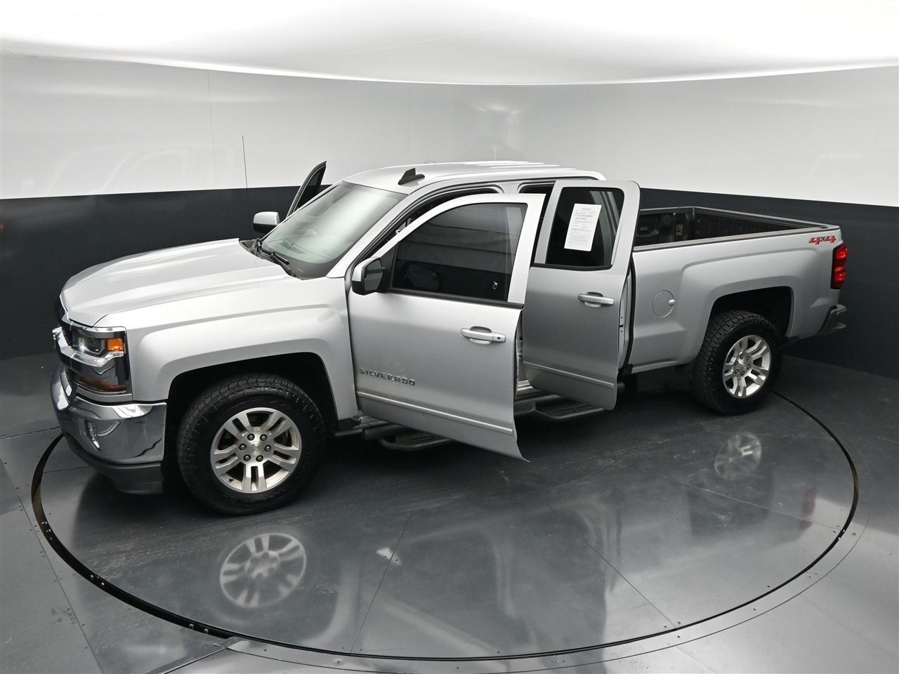 Chevrolet Silverado 1500 LT Double Cab 4WD 2018