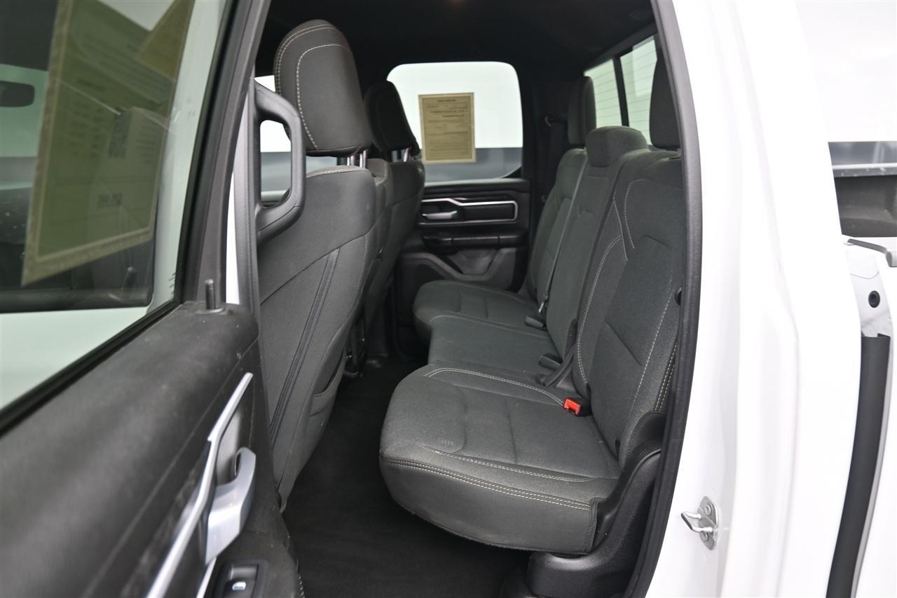 RAM 1500 Big Horn Quad Cab 4WD 2022