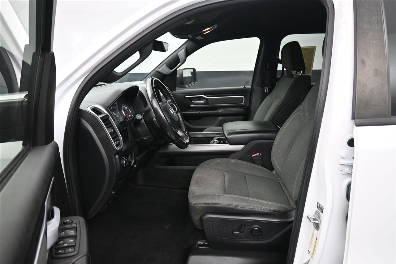 RAM 1500 Big Horn Quad Cab 4WD 2022