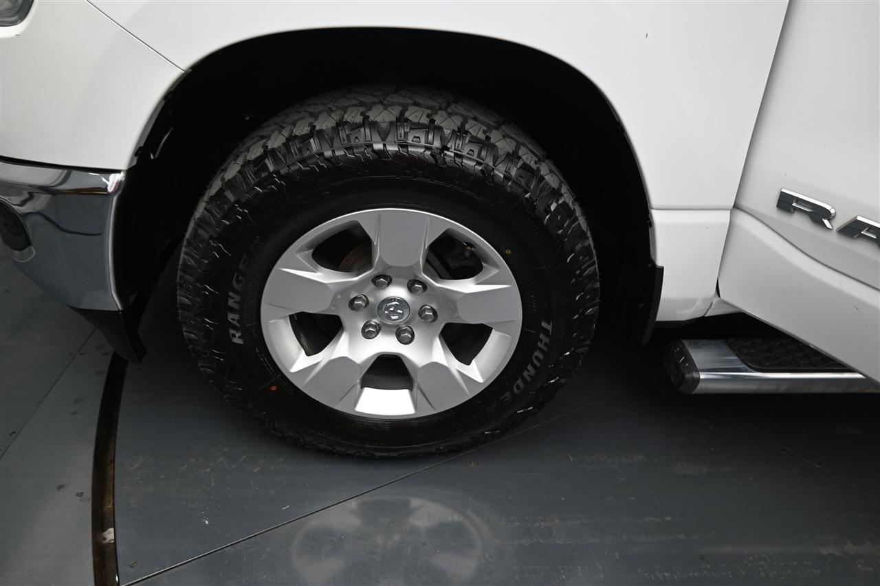 RAM 1500 Big Horn Quad Cab 4WD 2022