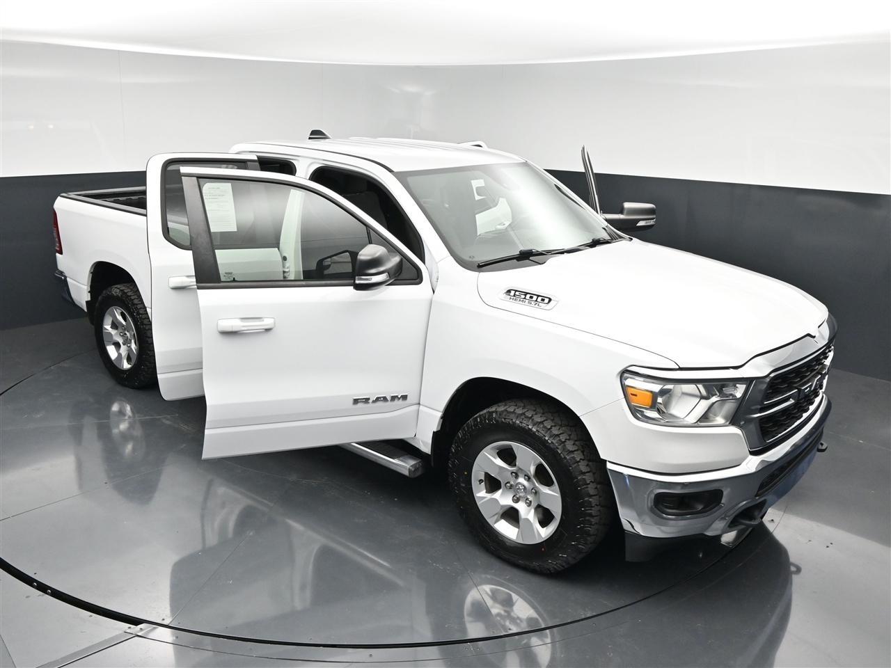 RAM 1500 Big Horn Quad Cab 4WD 2022