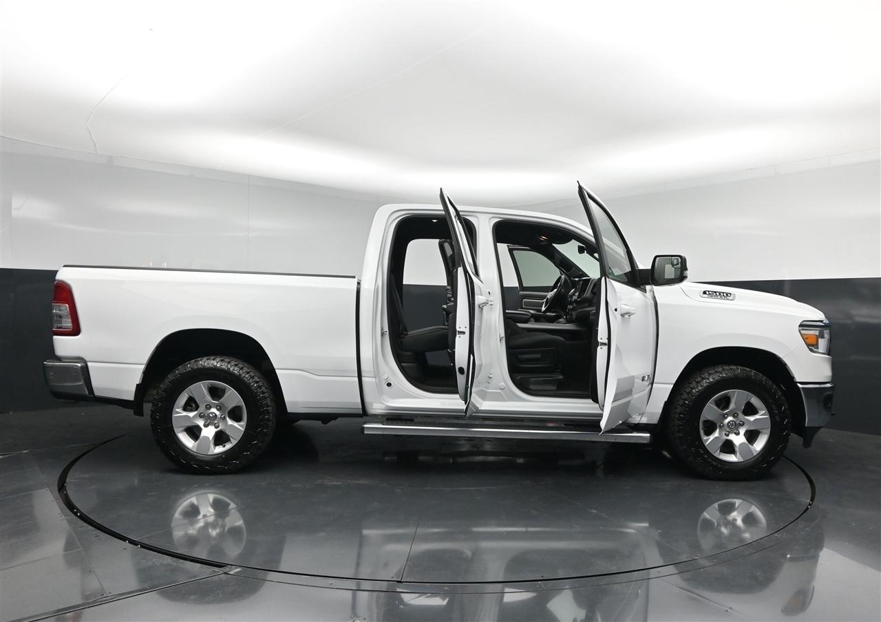 RAM 1500 Big Horn Quad Cab 4WD 2022