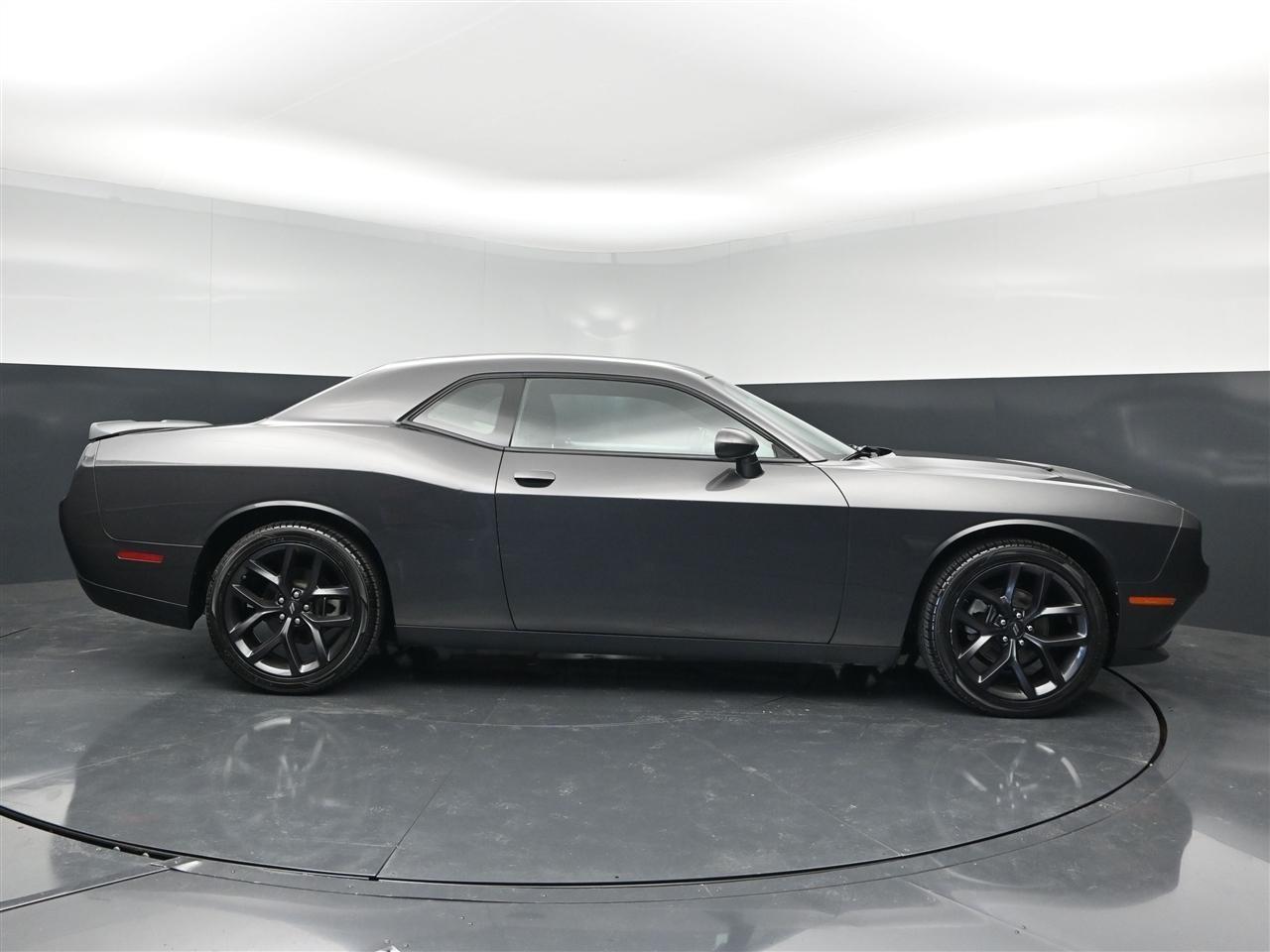 Dodge Challenger SXT 2022