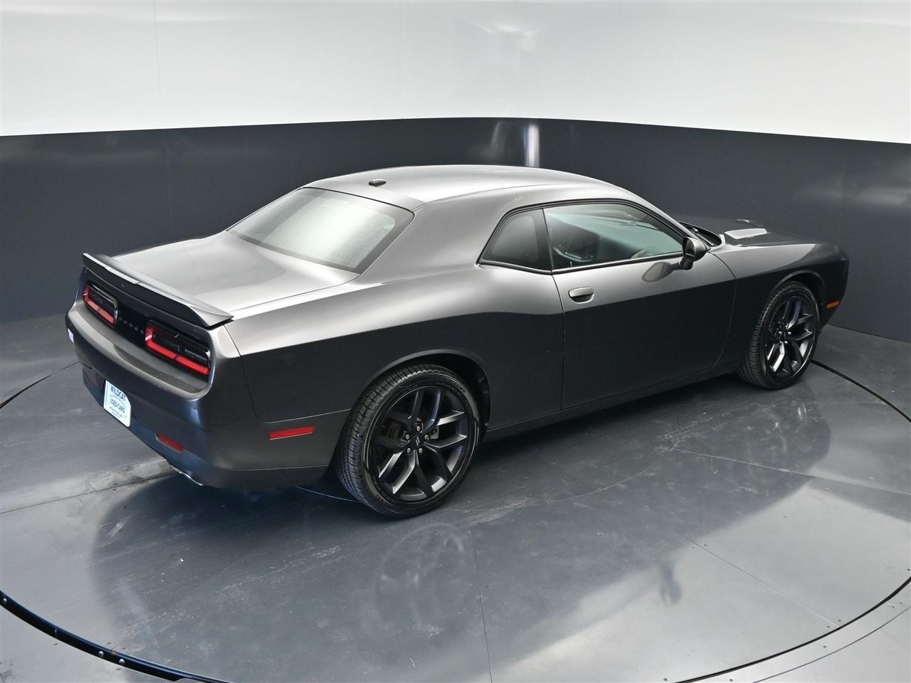Dodge Challenger SXT 2022