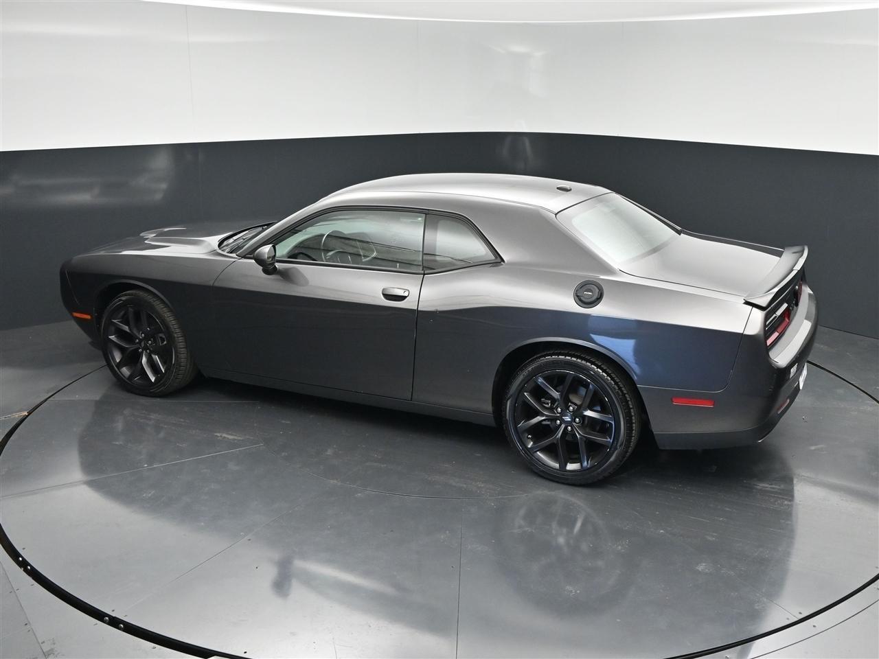 Dodge Challenger SXT 2022