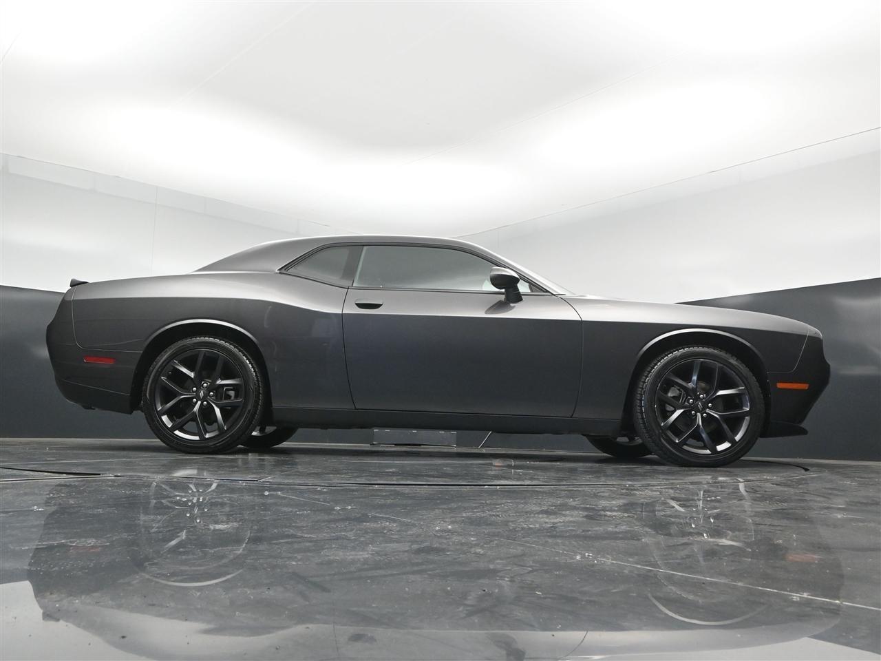 Dodge Challenger SXT 2022